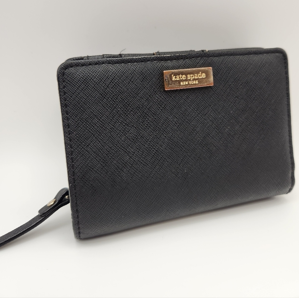 Kate Spade Black Leather Wallet Pre-loved, Needs Cleaning, Make An Offer!